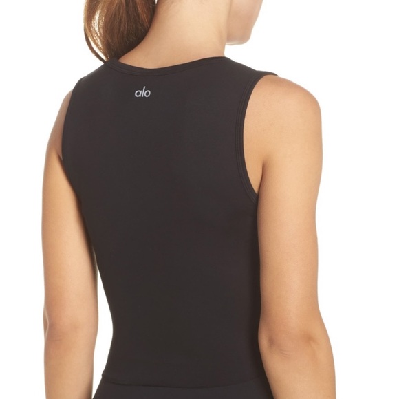 Alo Cover Tank XS - Picture 2 of 16